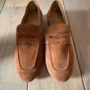 Quince Camel Loafers (Barely Worn)